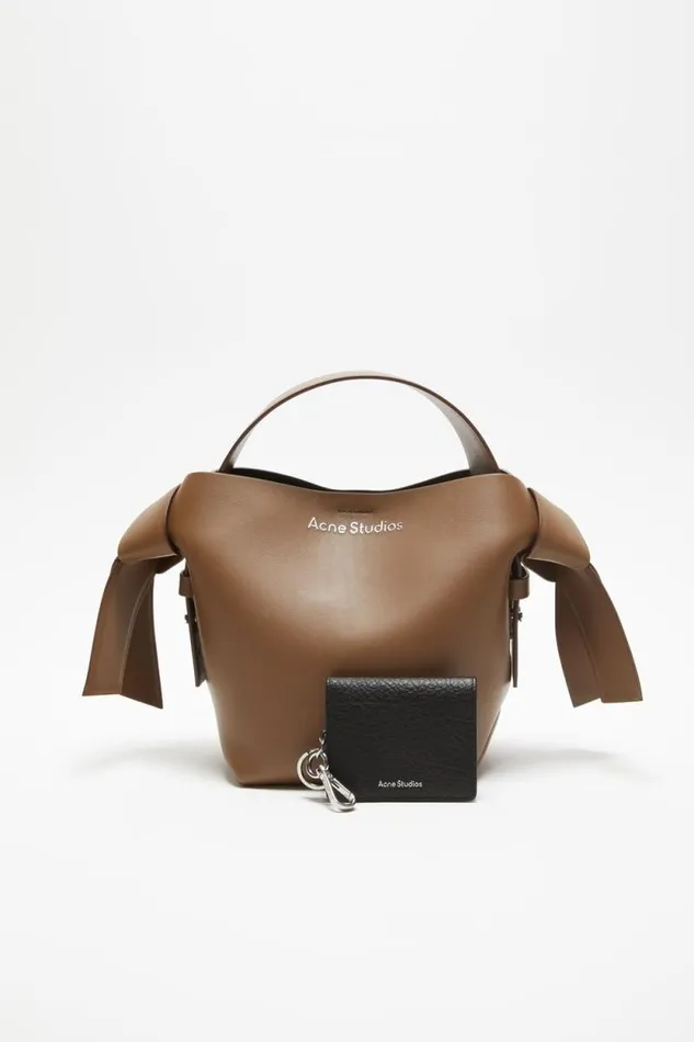 Acne Studios Folded Leather Wallet Black Women Small Leather Goods