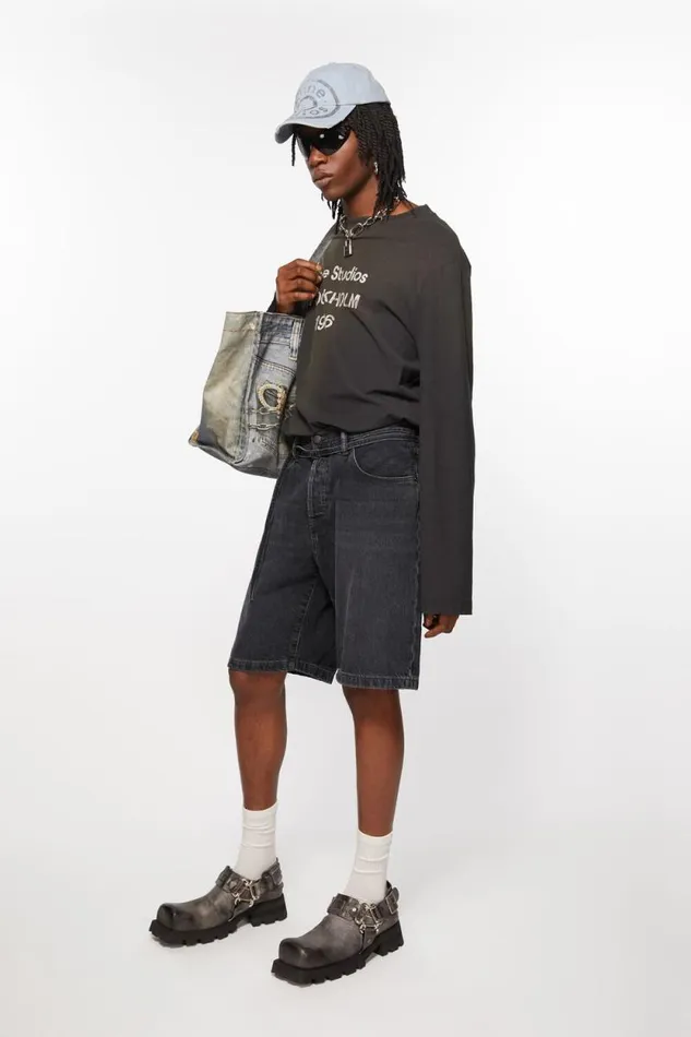 Acne Studios Loose Fit Denim Shorts Black Women Shorts Acne Studios Loose Fit Denim Shorts Black Women Shorts