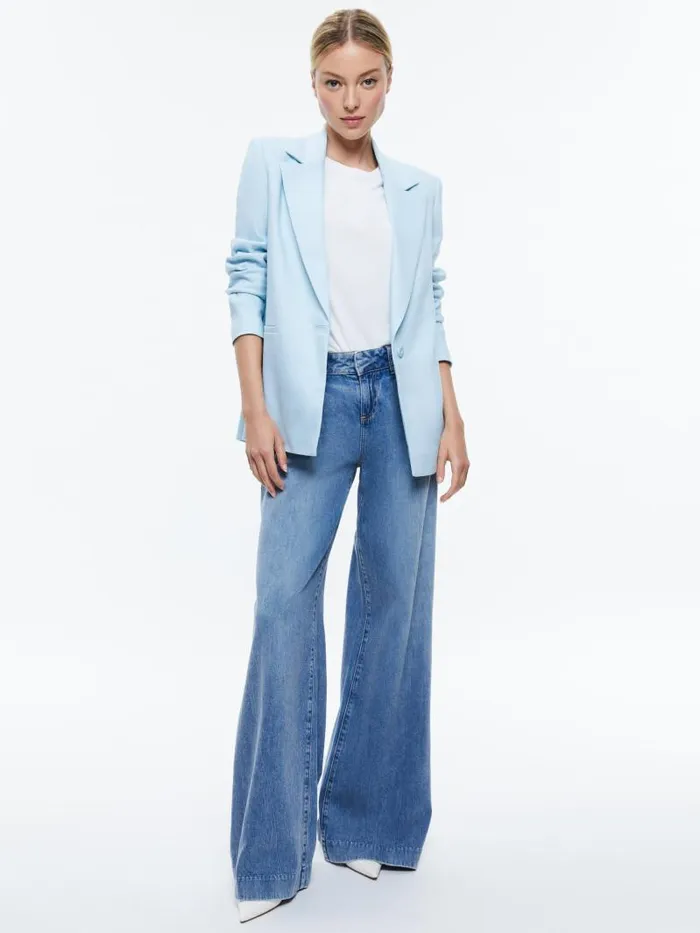 Alice Olivia DENNY NOTCH COLLAR LINEN BOYFRIEND BLAZER Spring Sky Women Jackets Coats