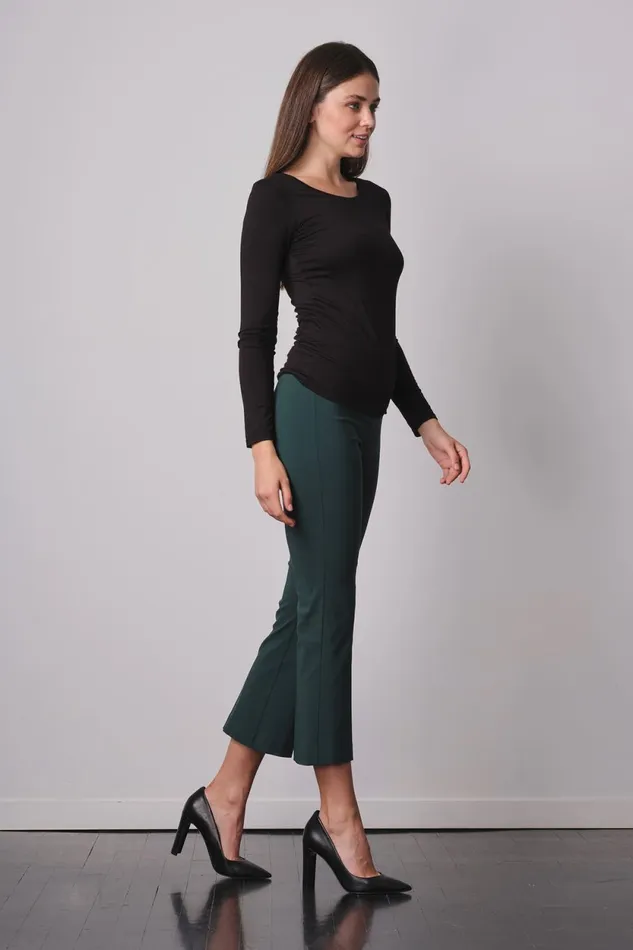 Avenue Montaigne LEO Signature Emerald Women Pants