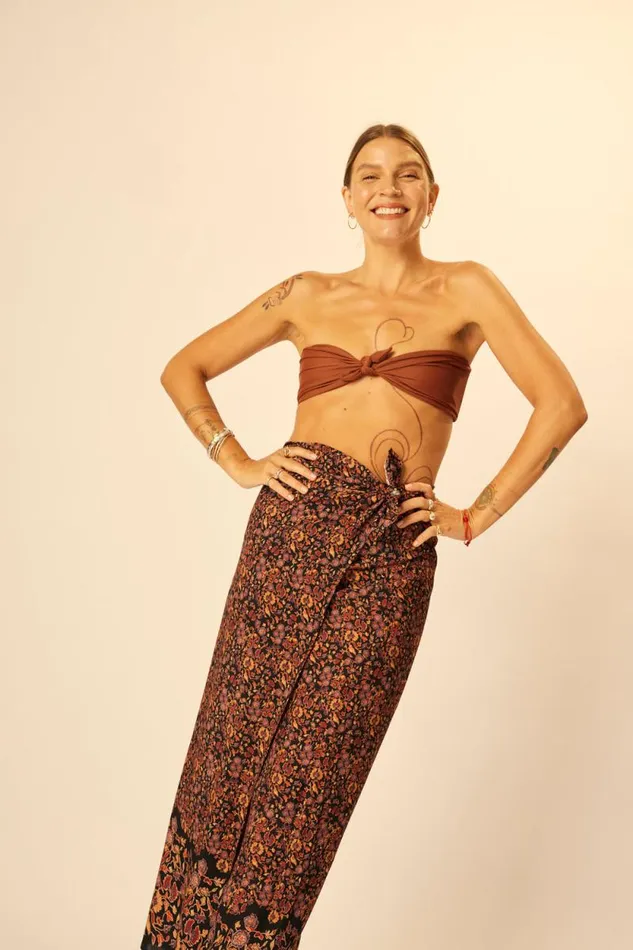 Bottoms Shop Natalie Martin SARONGSCARF Petite Fleur Noire