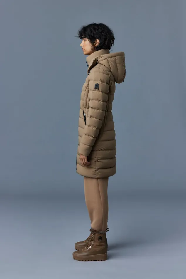 Downs and Jackets Women Mackage FARREN Agile360 Down Coat With Removable Hood Trench