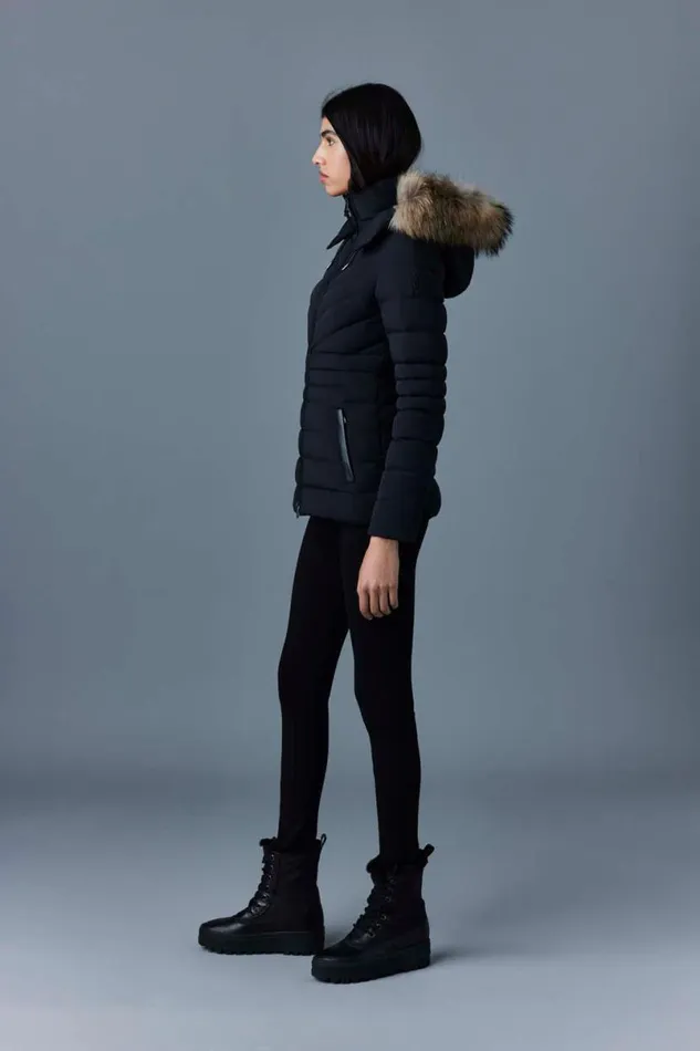 Downs and Jackets Women Mackage PATSY Manteau Agile 360 En Duvet Avec Col En Fourrure Naturelle Black Downs and Jackets Women Mackage PATSY Manteau Agile 360 En Duvet Avec Col En Fourrure Naturelle Black