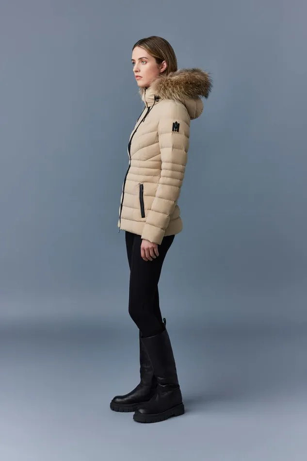 Downs and Jackets Women Mackage PATSY Manteau Agile 360 En Duvet Avec Col En Fourrure Naturelle Black Downs and Jackets Women Mackage PATSY Manteau Agile 360 En Duvet Avec Col En Fourrure Naturelle Black
