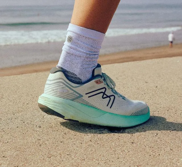 Karhu KARHU Ikoni 25 HiVo Running Shoes Women Running Shoes