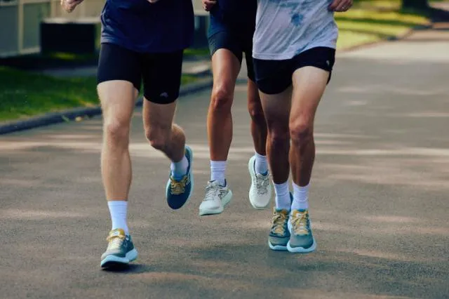 Karhu KARHU Ikoni 25 HiVo Running Shoes Women Running Shoes