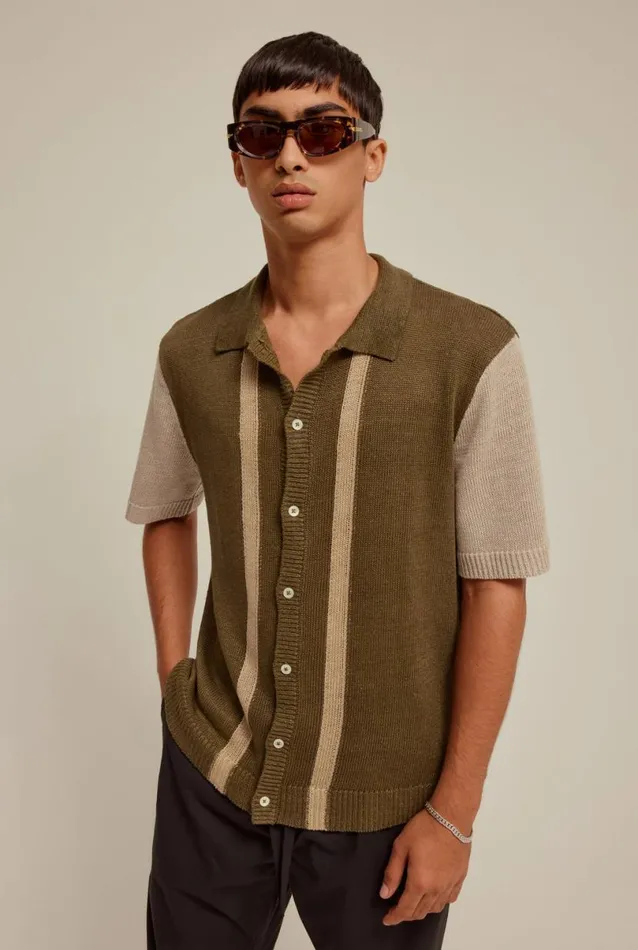 Man Venroy Knitwear Short Sleeve Colourblocked Knitted Shirt