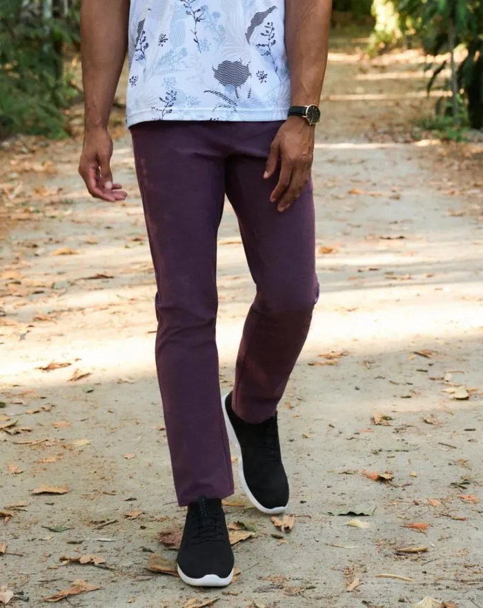 Men Pants TravisMathew OPEN TO CLOSE TECH CHINO PANT Plum