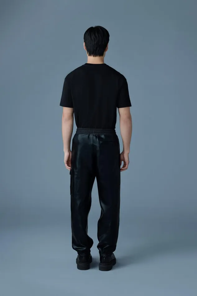 Pants and Shorts Men Mackage MARVINM Metallic Double Face Jersey Sweatpants Black Pants and Shorts Men Mackage MARVINM Metallic Double Face Jersey Sweatpants Black