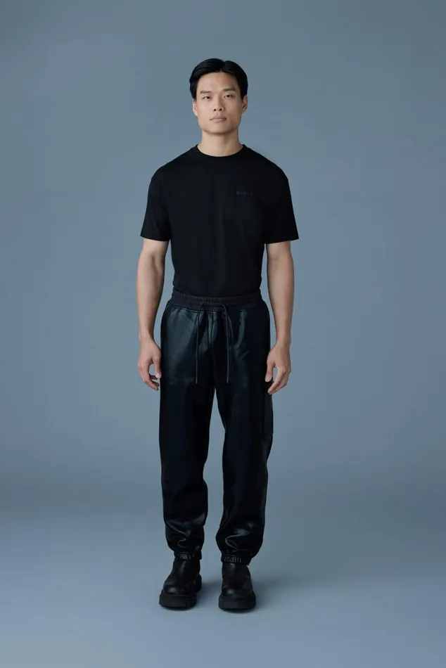 Pants and Shorts Men Mackage MARVINM Metallic Double Face Jersey Sweatpants Black Pants and Shorts Men Mackage MARVINM Metallic Double Face Jersey Sweatpants Black