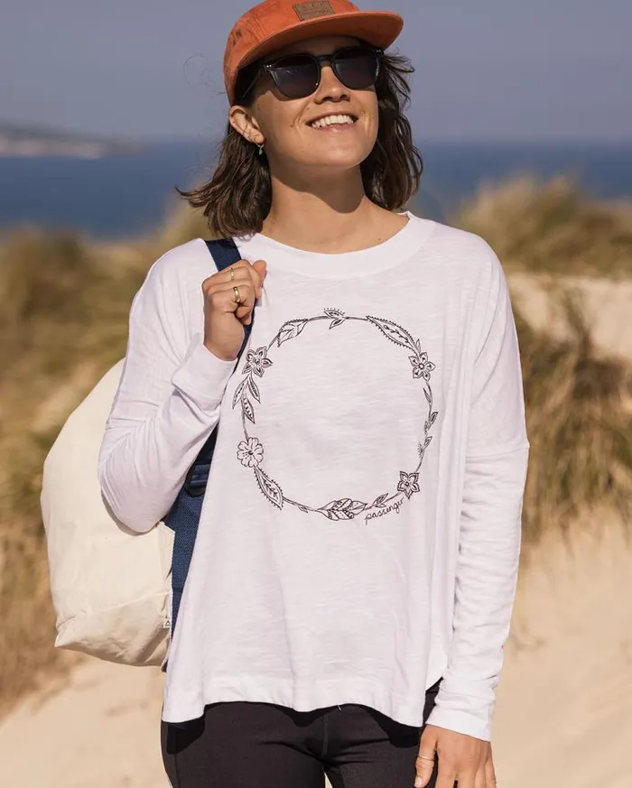 Passenger Clothing Daisy Chain Recycled Cotton LS TShirt White Women Tops and TShirts