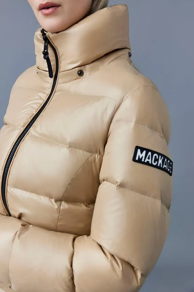 Puffers Women Mackage MADALYN Lustrous Light Down Jacket With Hood For Ladies White