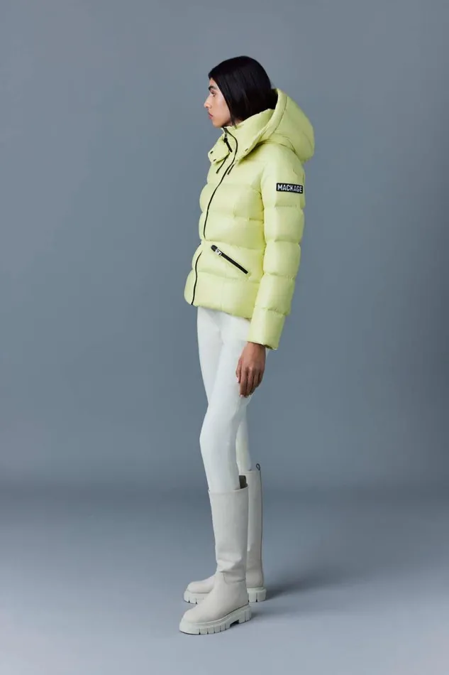 Puffers Women Mackage MADALYN Lustrous Light Down Jacket With Hood For Ladies White