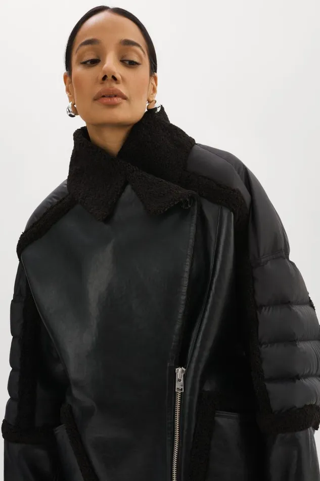 Women LISA Oversized Mixed Media Cocoon Jacket Black Black LAMARQUE Sherpa