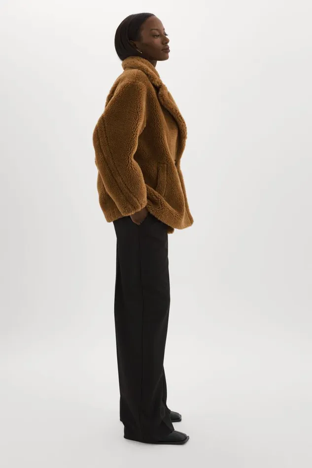 Women SOPHIE Sherpa Jacket Brown LAMARQUE Sherpa Women SOPHIE Sherpa Jacket Brown LAMARQUE Sherpa